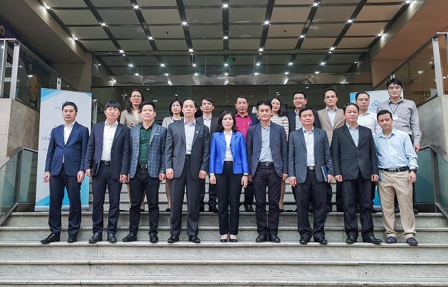 CMC receives the Delegation of Party Committee of Cau Giay District - Hanoi